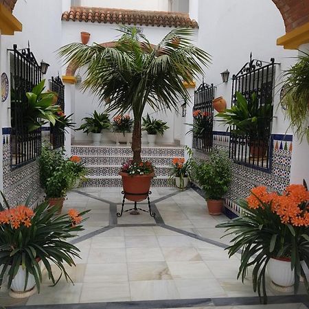 Apartamentos Los Arcos El Bosque Kültér fotó